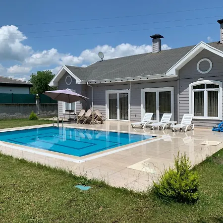 Villa Özgül * Sapanca