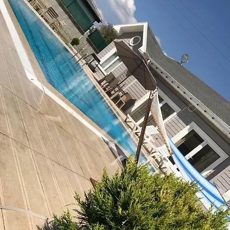 Villa Villa Özgül *